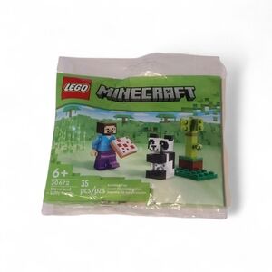 LEGO Minecraft Set with Steve and Baby Panda NWOT Ages 6+ 35 Pieces 30672